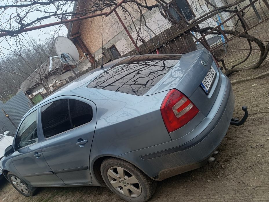 Vând Skoda Octavia