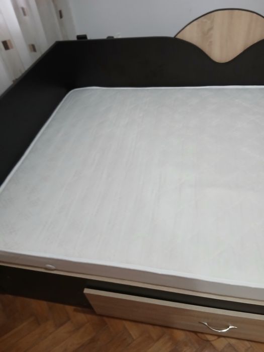 Pat de  vanzare  cu saltea (125×200)