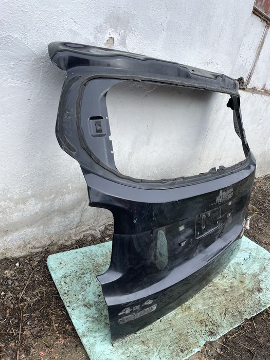 Заден капак багажник за Jeep Renegade Джип Ренегад 2021г