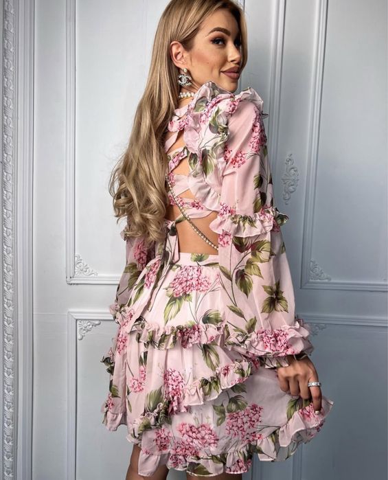 Ефирна рокля LBD