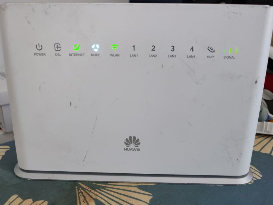 Router Huawei HA35-22 4G LTE – Funcționează în Toate Rețelele