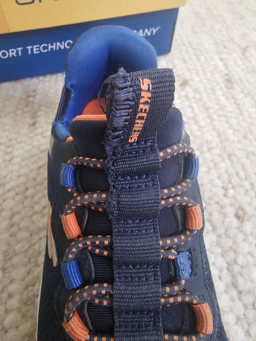 Skechers slip on- mas. 27