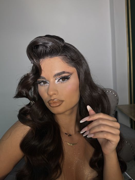 Make up 200 leii