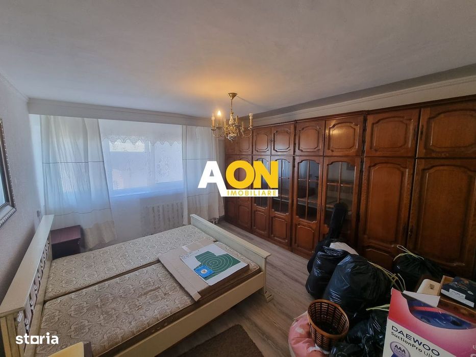 Apartament 3 Camere Decomandat, Zona Cetate