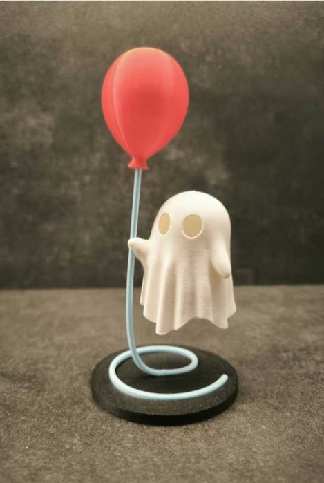 Ghost with Balloon