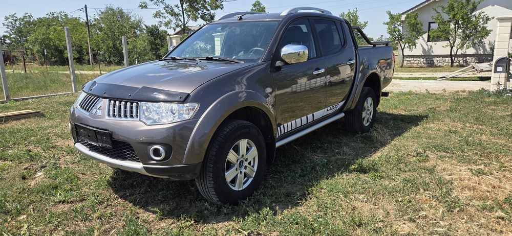 Mitsubishi L 200 4x4 climatronic