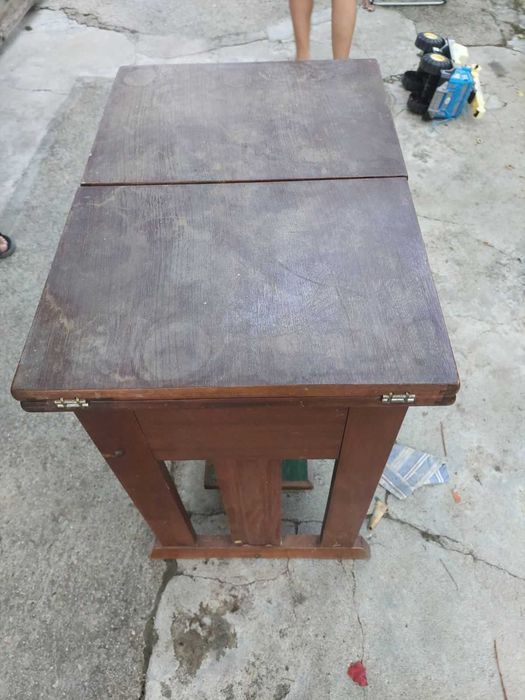 Продавам шевна машина „Панония“ – работеща