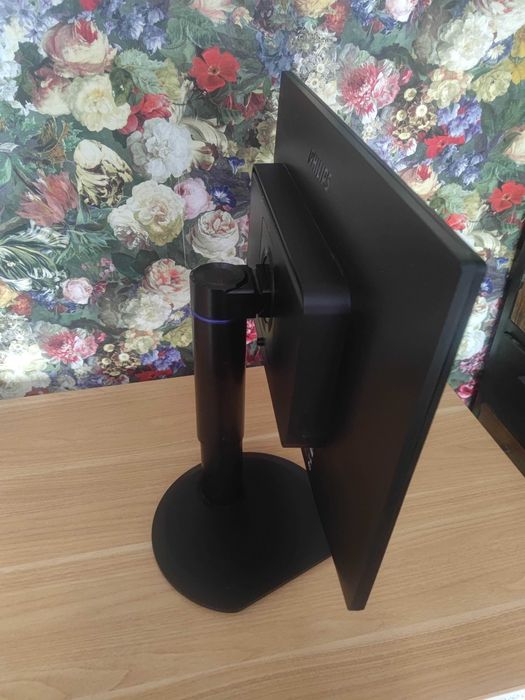 monitor Philips 23 inch condiție foarte buna