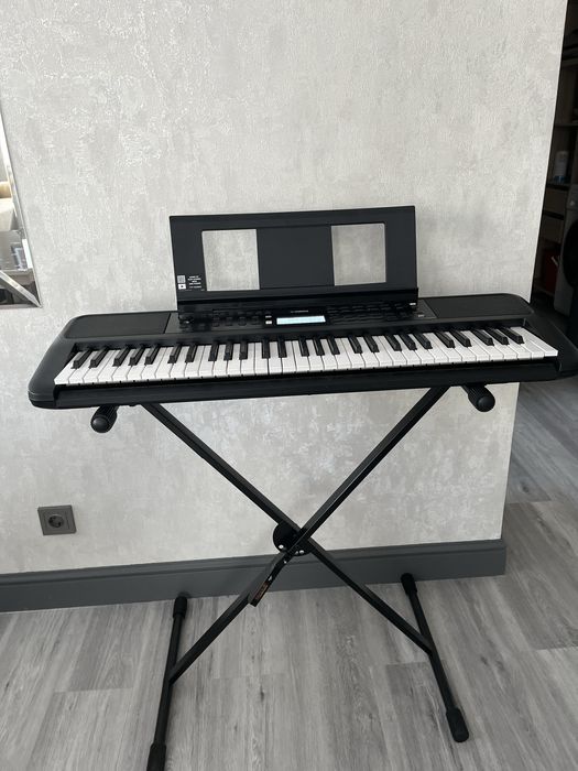 Синтезатор YAMAHA PSR-E383