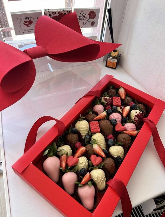 Клубника в шоколаде/Букет/Боксы/Финики/8марта