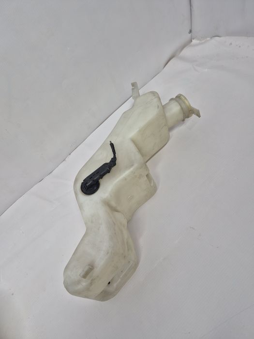 Бачок омывателя BMW E34 M50