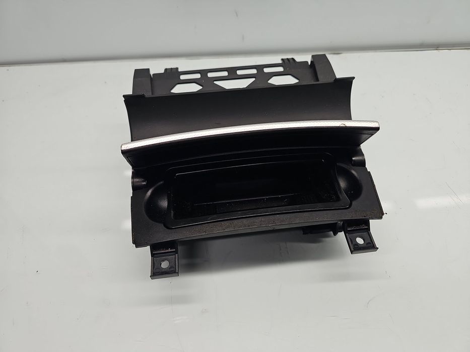 Scrumiera AUDI A3 Sportback (8PA) [Fabr 2004-2013] Facelift 8P0857951