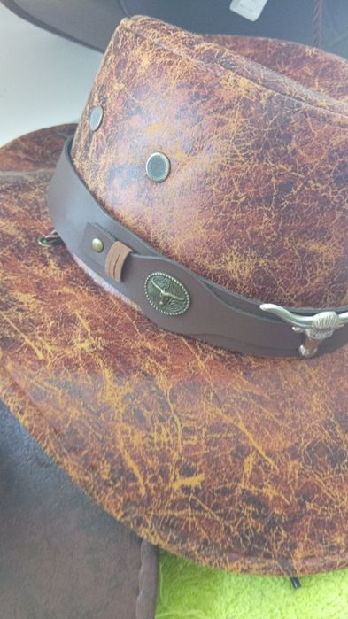 Palarie cowboy catifelat