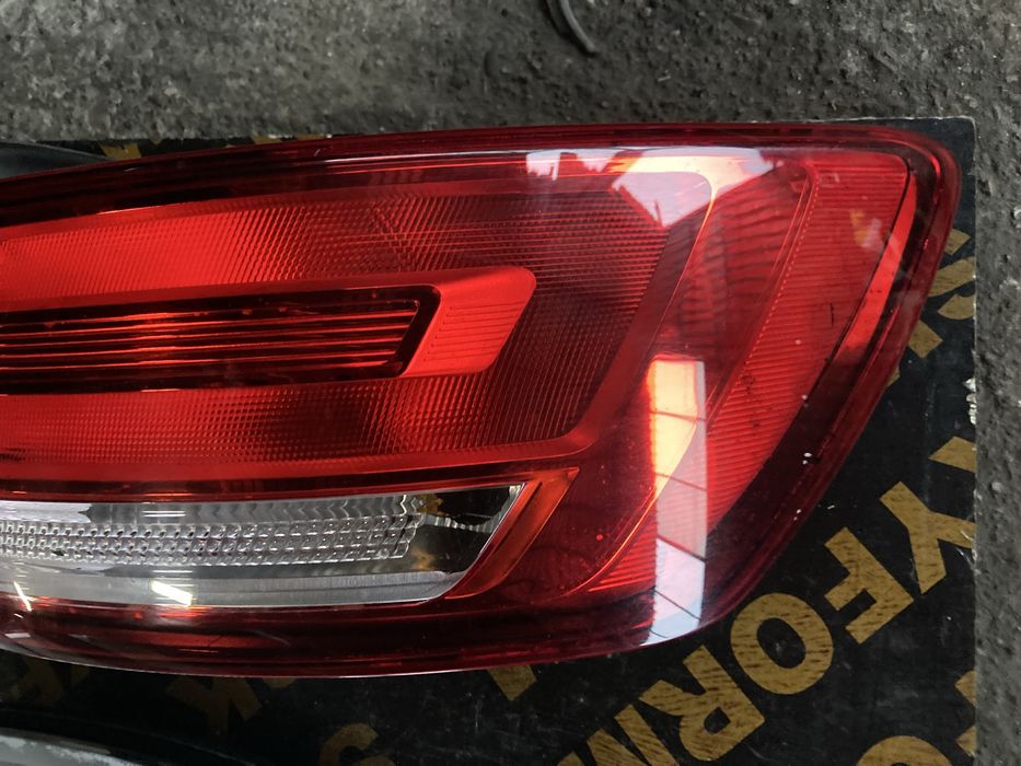 Audi A4 B9 Седан Десен Стоп