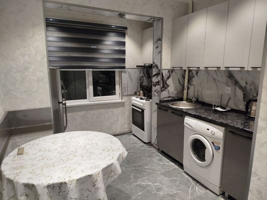 ЦЕНТР - Ц 1  -  аренда квартиры  - 2/4/9  60м2.