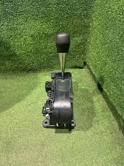 Селектор Toyota Rav4