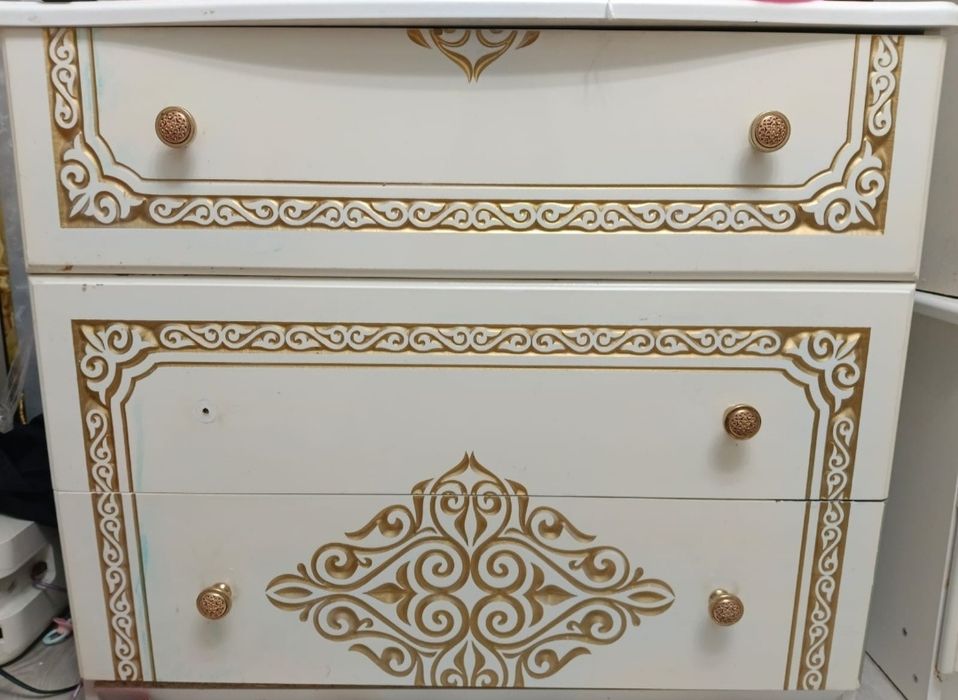 Спальный гарнитур