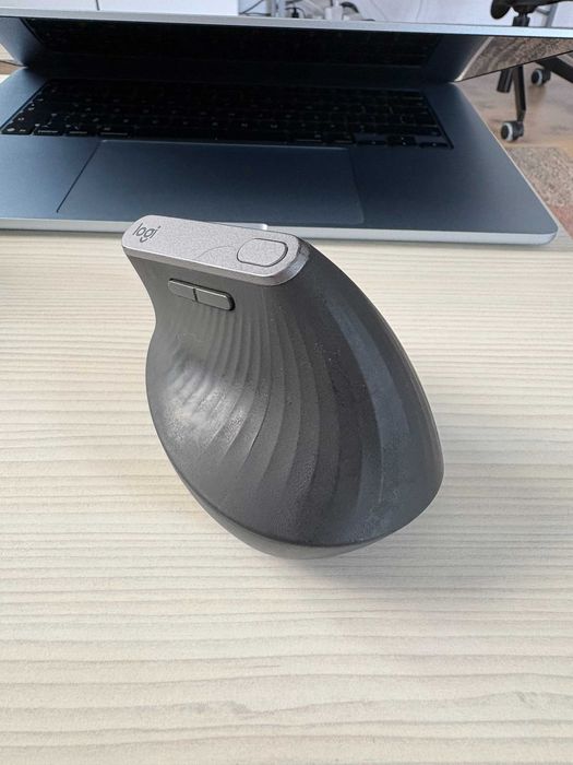 Mouse Logitech MX Vertical