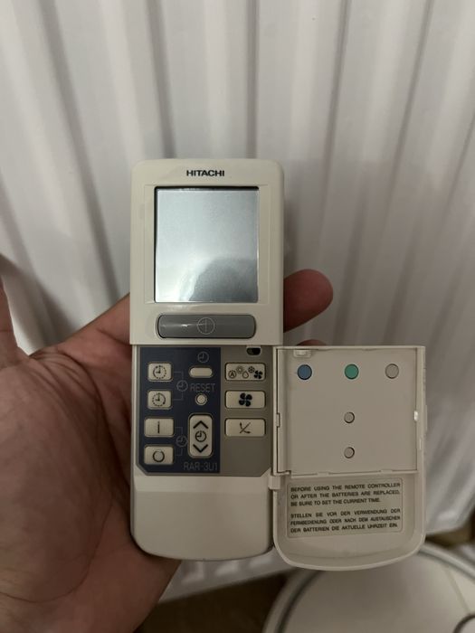 Климатик Hitachi E14H2 за части