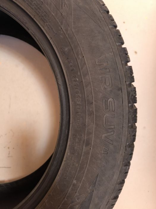 Гуми за джип 225/65R17