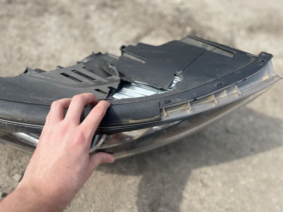 Фар за Hyundai I30 / Хюндай И30