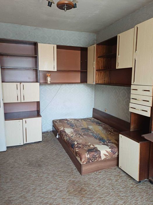 Дава се под наем Едностаен апартамент в Плевен, Мара Денчева - 35 кв.м за 153 € - Снимка #1