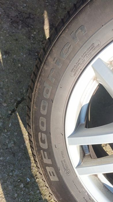 Jante cu cauciucuri de iarna folosite pe bmw