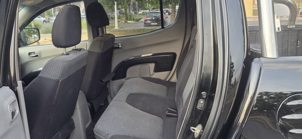 Mitsubishi L 200  climatronic funcțional 4x4