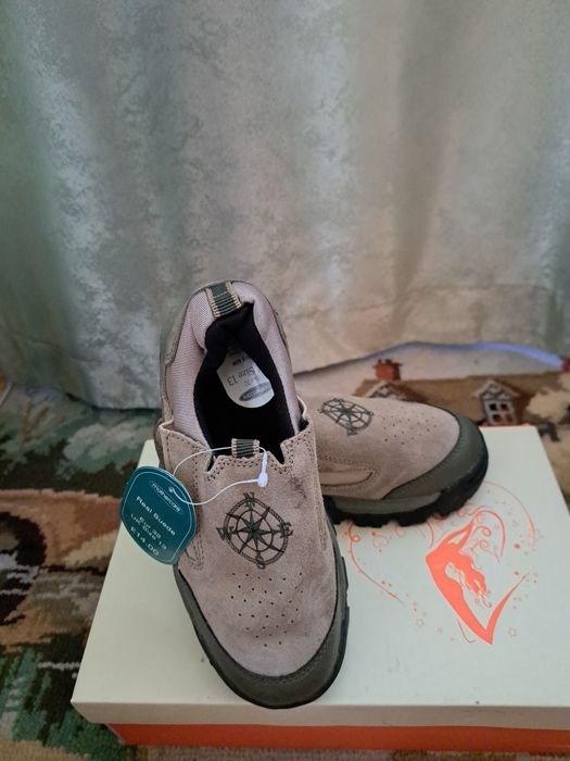 Adidași drumeție copii din piele naturală,  Nou! Mothercare (32)