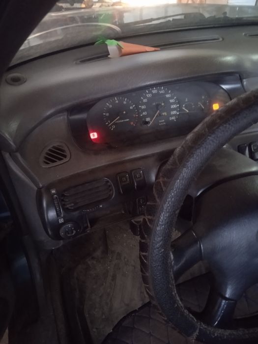 Продам мазда Кронос