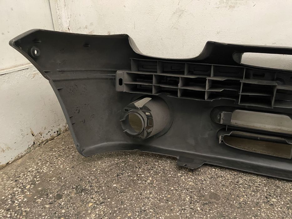 Нова предна броня за Renault Twingio