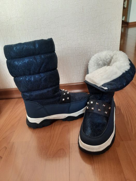 Зимние подростковые сапожки
