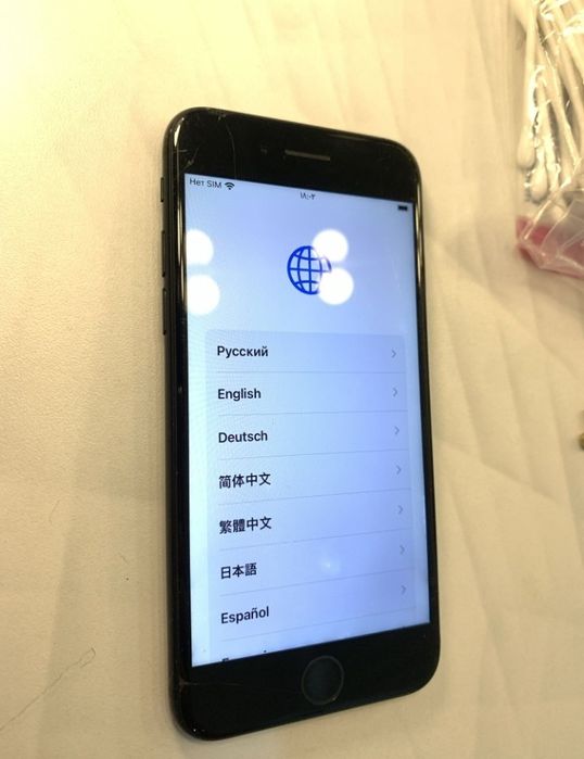 Продам Iphone 7.