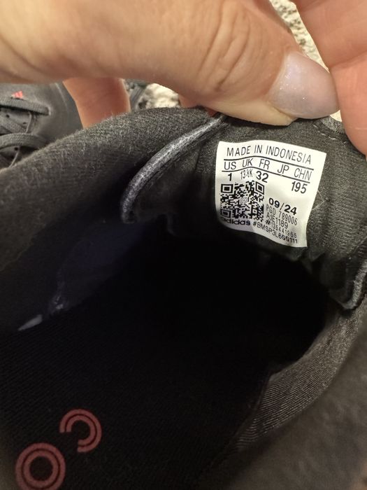 Обувки за футбол Adidas 32 номер