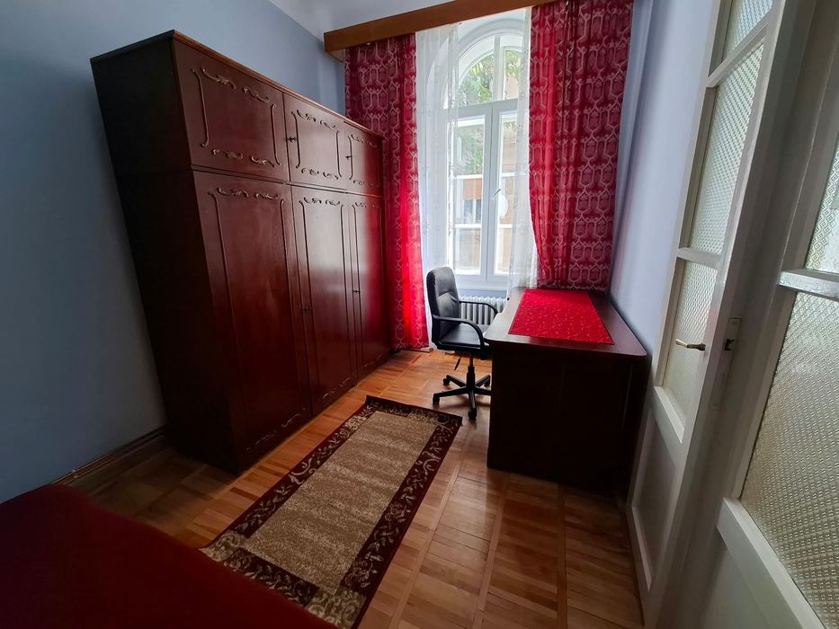Apartament 3 camere, 70 mp, etaj 1, centru – Coriolan Brediceanu