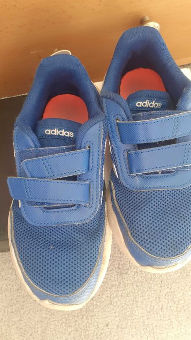 Детски маратонки adidas за 5 лв