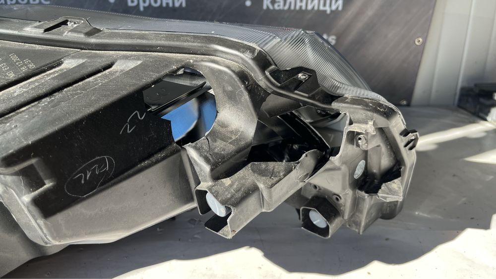 Ляв и десен фар Suzuki Vitara 3 Facelift 2018-2024