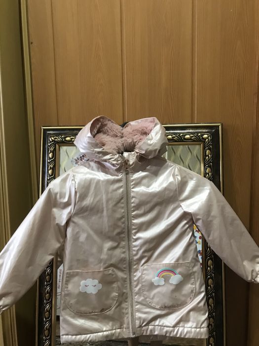 Куртки на девочку