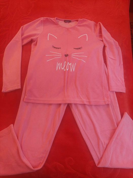 Pijama fete 8-9 ani
