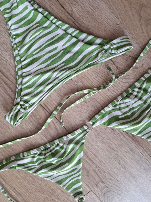 Costum de baie cu talie inalta