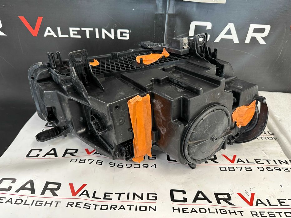 Фар фарове ляв xenon BMW X5 F15 X6 F16 far farove БМВ Х5 Ф15 Х6 Ф16