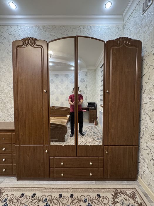 Спальный гарнитур (б/у) без матраса