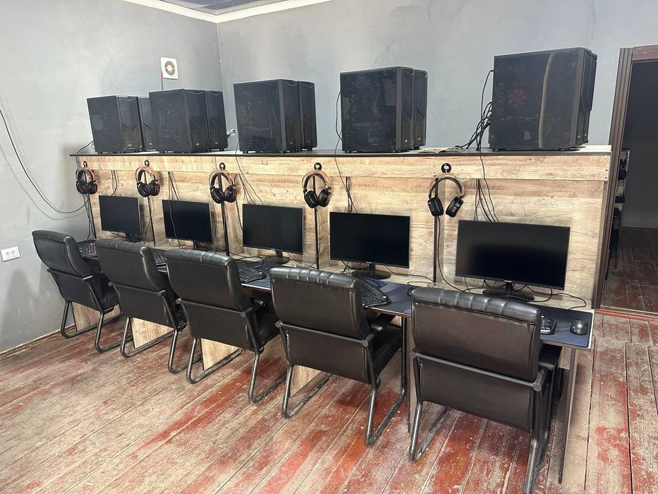 Компютерхона Сотилади