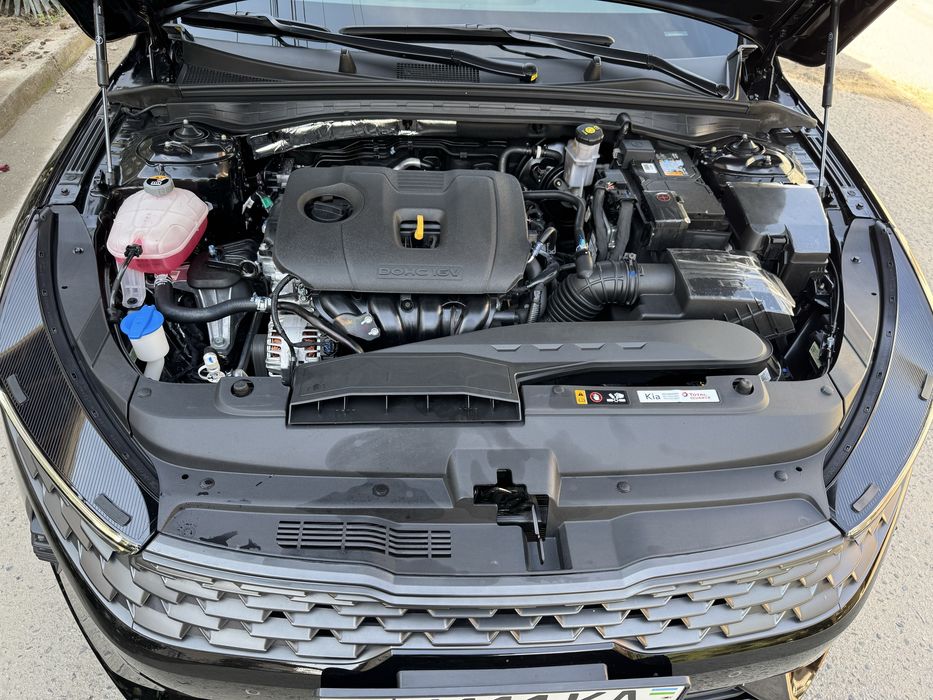 Kia K5 в идеалном состоянии, 5 позиция, люк имеется. Gt line диски