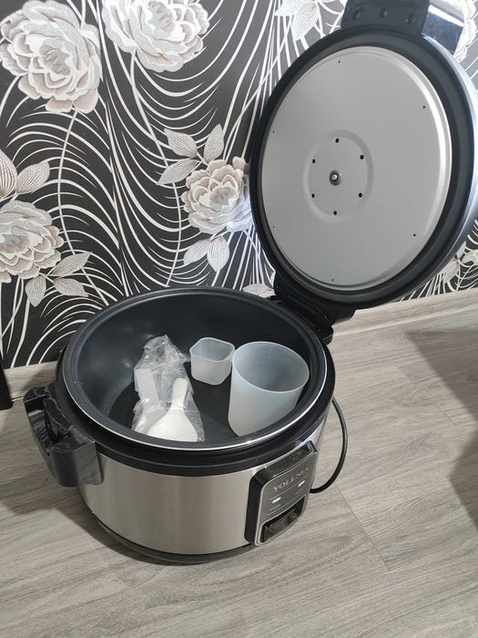 ПРОМО ! YOLLNIA 11 L Мултикукър / Многофункционален уред за готвене !