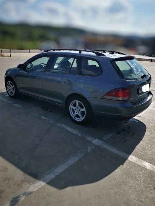 Vând Volkswagen break