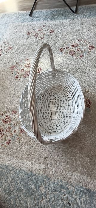 Корзина плетенная