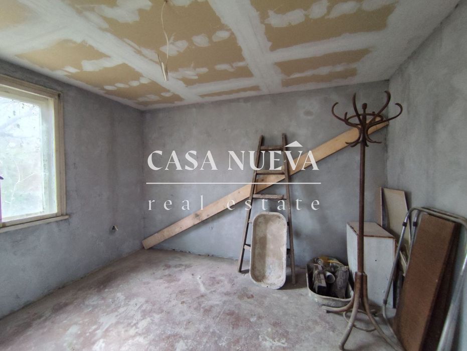 Къща в гр.Перник, Център