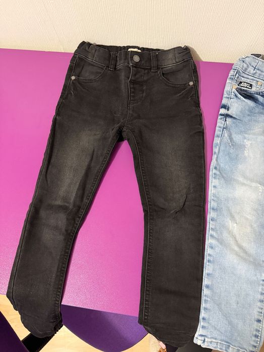 Дънки за момче и пуловер