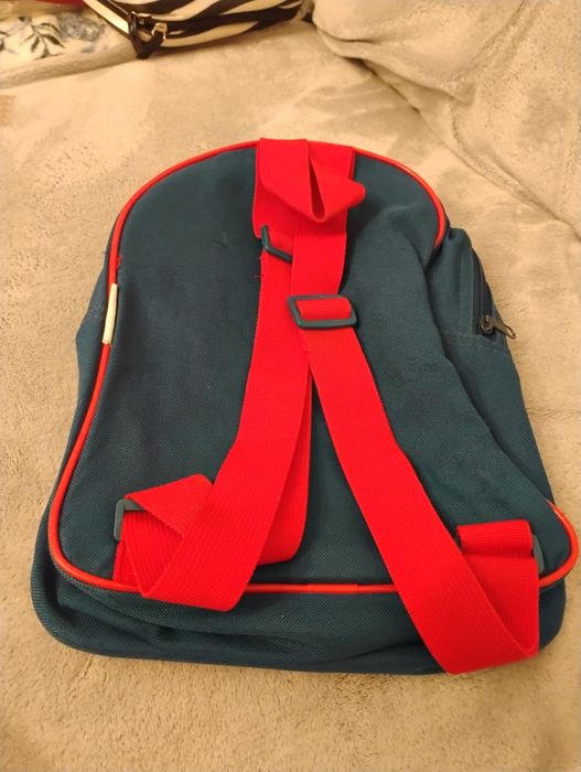 Ghiozdan+geanta unghii+diverse!